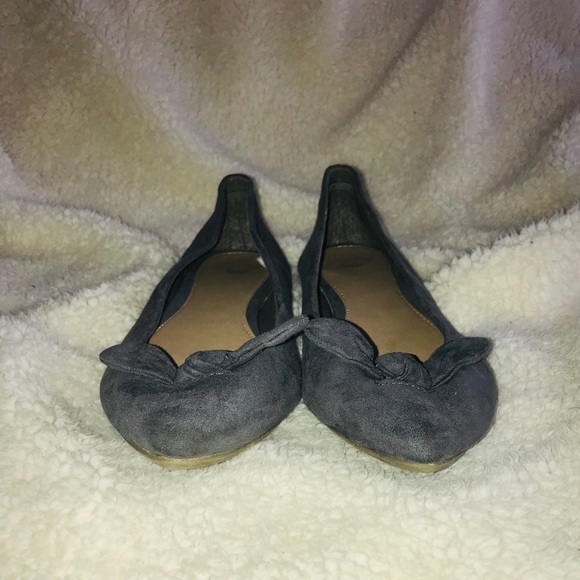 GAP Gray Faux Suede Pointy Flat - Picture 2 of 8